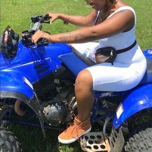 Meet your Posher, Tee